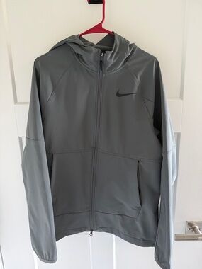 Nike Gray Full-Zip Hooded Performance Jacket